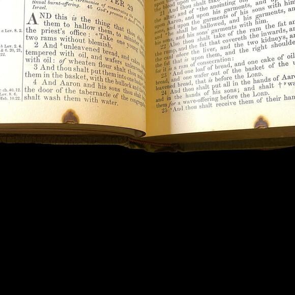 VTG Heirloom Holy Bible Large Authorized or King James Red Letter Edition 1964 - Picture 13 of 16